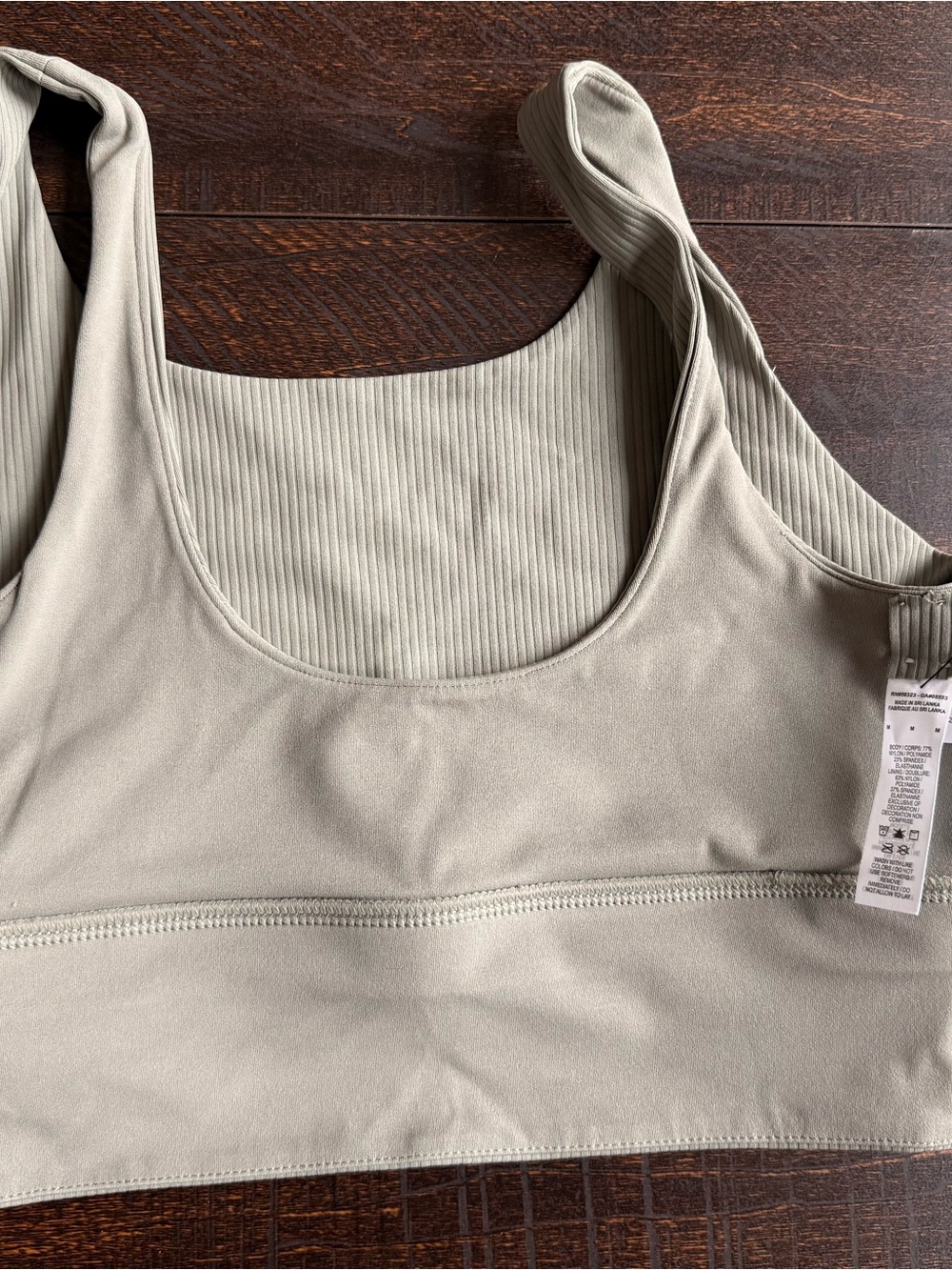 NIKE // Zenvy Ribbed Longline Bra Top in Light Army - Picture 4 of 5
